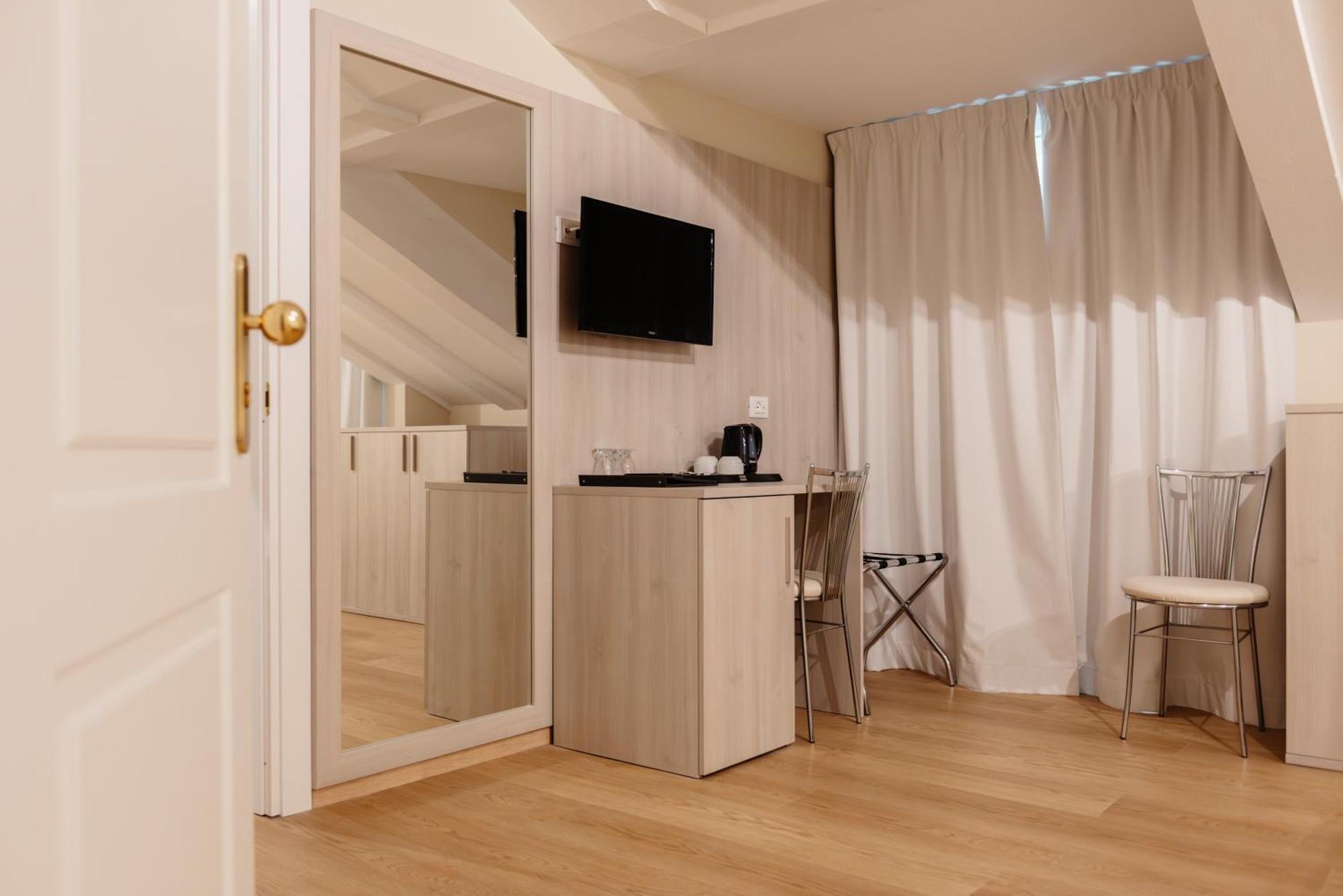 Hotel Due Palme Mergozzo Dış mekan fotoğraf