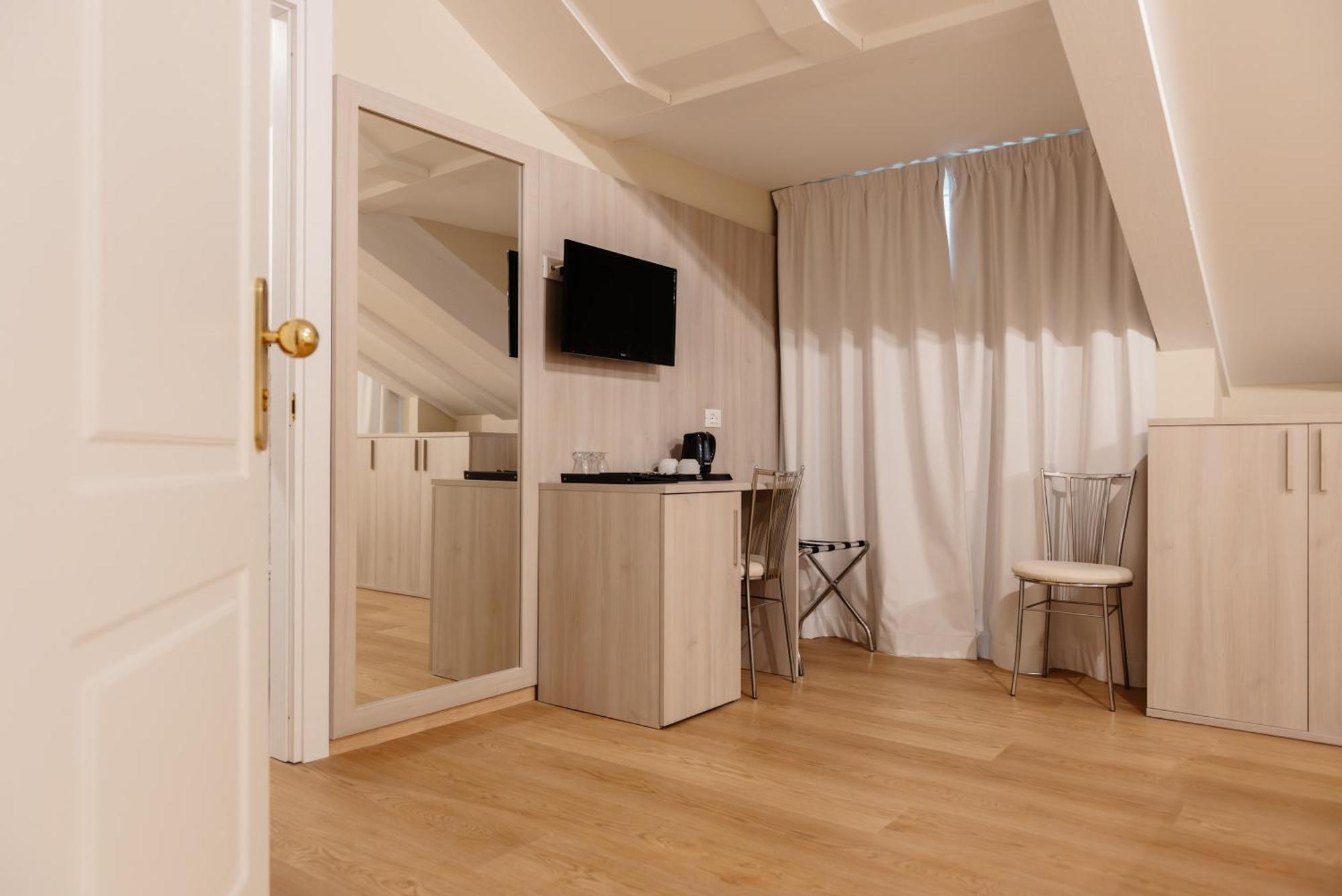 Hotel Due Palme Mergozzo Dış mekan fotoğraf